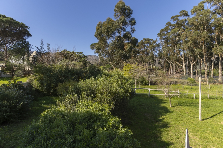 4 Bedroom Property for Sale in Sir Lowrys Pass Village Western Cape